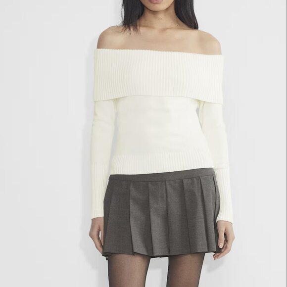 Aritzia Topaz Sweater - Picture 1 of 1